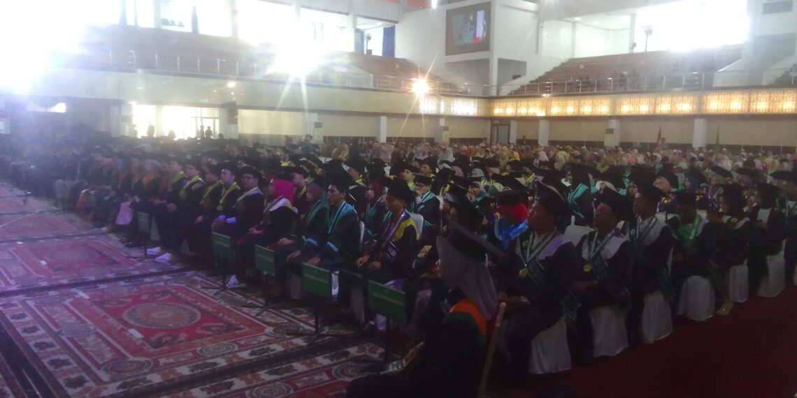 Unand Wisuda 466 Lulusan