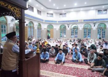 Bupati Tanah Datar Apresiasi dan Dukung Gerakan Salat Subuh Berjamaah