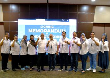 PT Semen Padang dan BRI Jalin Kerjasama Payroll dan Pinjaman Karyawan