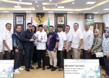 Anggota DPRD Bogor Kunker ke DPRD Sumbar, Bahas Pengelolaan Pajak