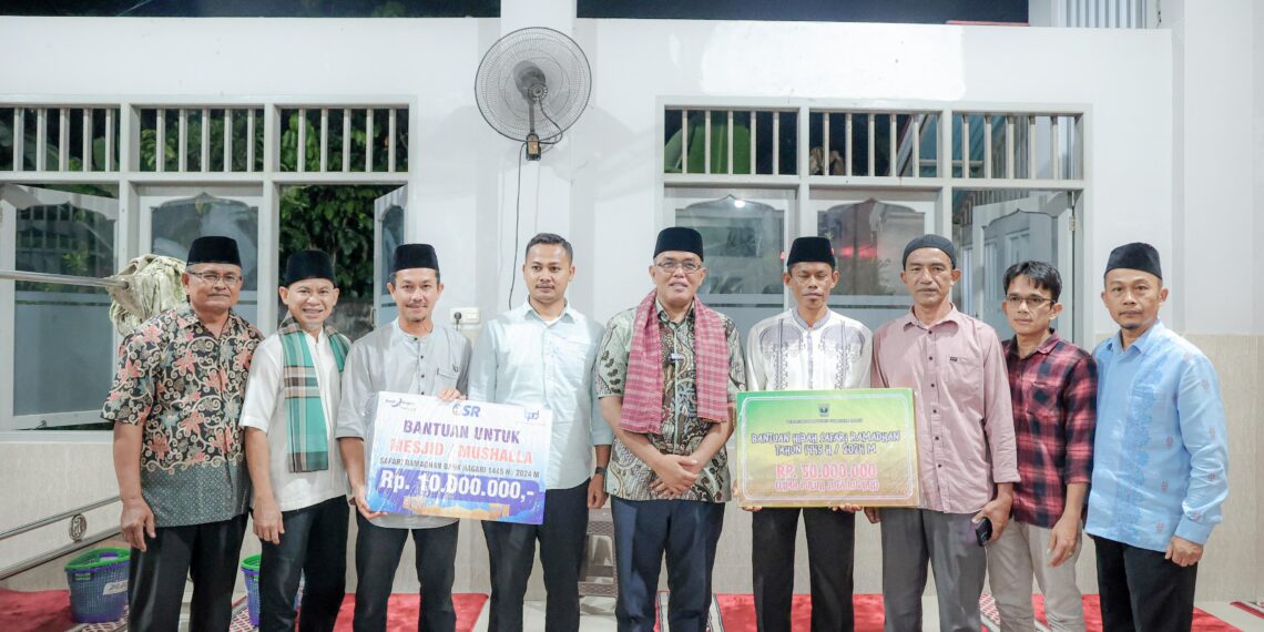 Ketua DPRD Sumbar Supardi Safari Ramadan di Sicincin