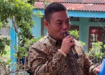 Anggota DPRD Sumbar Suharjono Sosialisasikan Perda Lingkungan Hidup di Jorong Lundar