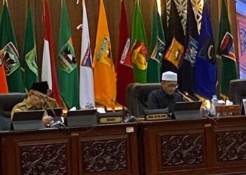 Rapat Paripurna DPRD Sumbar Bahas Ranperda Pelayanan Mutu Kesehatan