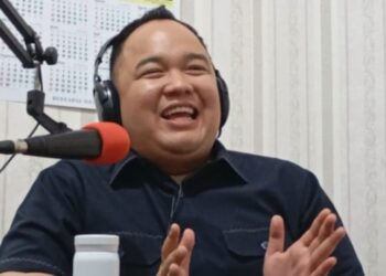 Jadi Narasumber di Program Padang FM, Wakil Ketua DPRD Sumbar Ingatkan Generasi Muda untuk Terus Mengasah Diri