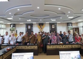 Keluhkan Kepastian Formasi Tes PPPK, Tenaga Teknis Non ASN datangi DPRD Sumbar