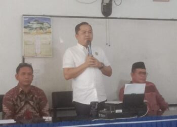Ketua Komisi IV DPRD Sumbar Doni Harsiva Kunjungi Dua Sekolah Dalam Resesnya
