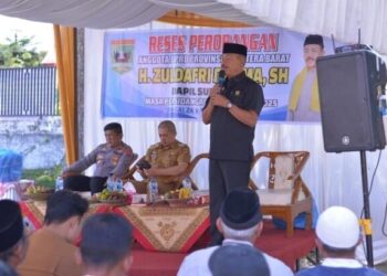 Reses di Dapil VI, Anggota DPRD Sumbar Zuldafri Darma Terima Aspirasi Soal Pelebaran Jalan