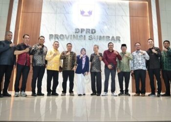 Komisi DPRD Muaro Jambi ke DPRD Sumbar Konsultasi Soal Perizinan dan Investasi