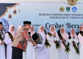 Tinjau SMAN 1 Pasaman, Ketua DPRD Sumbar Muhidi Tekankan Penyiapan Generasi Emas