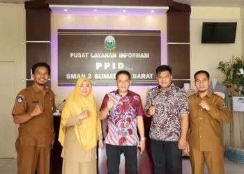 Kunker Evi Yandri ke SMAN 2 Sumbar, Pihak Sekolah Keluhkan Keterbatasan Kapasitas Asrama 