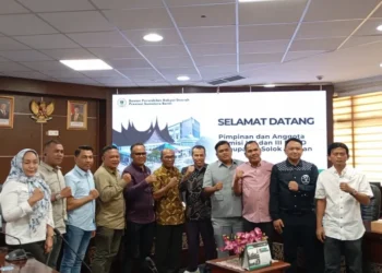 Kunjungi DPRD Sumbar, Komisi di DPRD Solok Selatan Gali Informasi Tugas dan Kewenangan