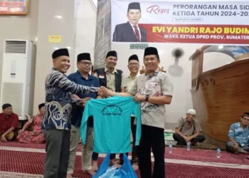 Reses di Pasar Ambacang, Evi Yandri Dorong Percepatan Pelebaran Jalan Bypass Koto Tingga
