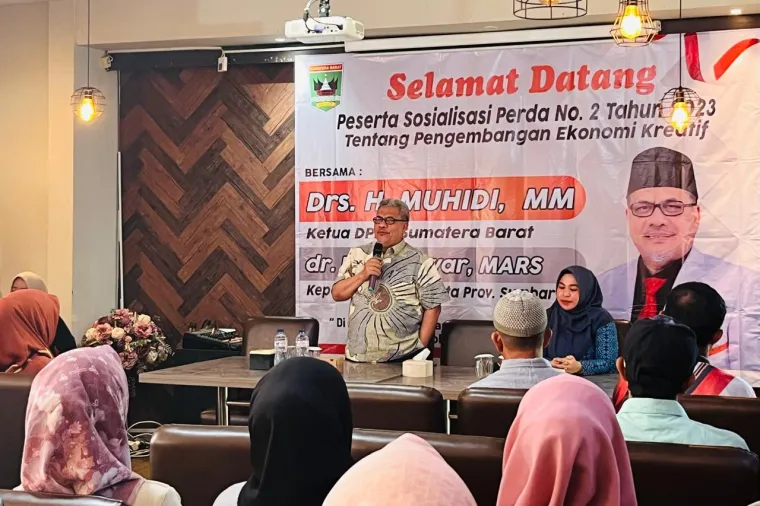 Sosialisasi Perda, Muhidi Sampaikan Langkah Potensial Bangun Ekraf