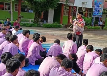 Kunjungi SMAN 8 Padang, Muhidi Paparkan Empat Resep Utama Sukses