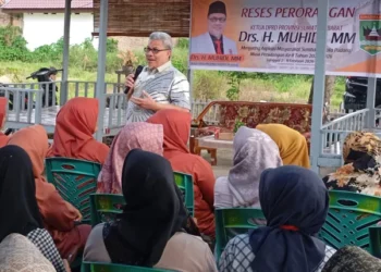 Ketua DPRD Sumbar Reses dengan 13 KWT di Kecamatan Pauh