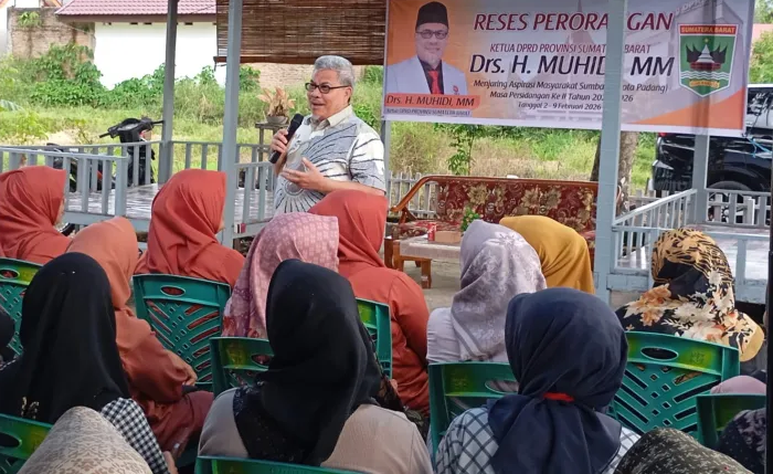 Ketua DPRD Sumbar Reses dengan 13 KWT di Kecamatan Pauh