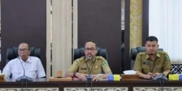 Sekretaris DPRD Sumbar Gelar Rapat dengan Tim Ahli