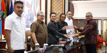 DPRD Sumbar Jawab Tanggapan Gubernur Terhadap Dua Ranperda