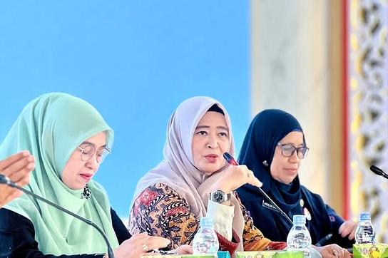 Anggota Komisi V DPRD Sumbar Yessi Endriani Tekankan Pentingnya Guru Perhatikan Kesehatan Mental Siswa