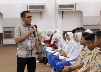 Evi Yandri Sosialisasikan Perda tentang Penyalahgunaan Narkotika ke Ratusan Siswa SMA