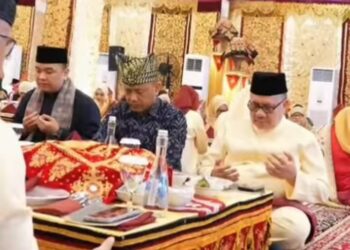 Ketua DPRD Sumbar Muhidi: Makan Bajamba Pererat Silaturahmi