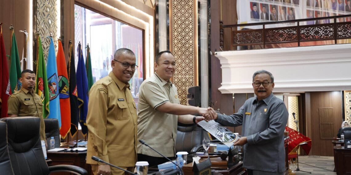 APBD Sumbar Defisit 176,5 Miliar Rupiah