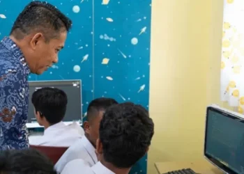 Dapat Laporan Sarana Kurang Memadai, Evi Yandri Tinjau SLB Negeri 1 Padang